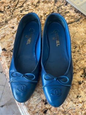 Chanel Ballerina Shoes . Seafoam color ! Sz 41. Blue